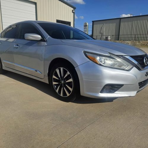 2017 Nissan Altima - 6